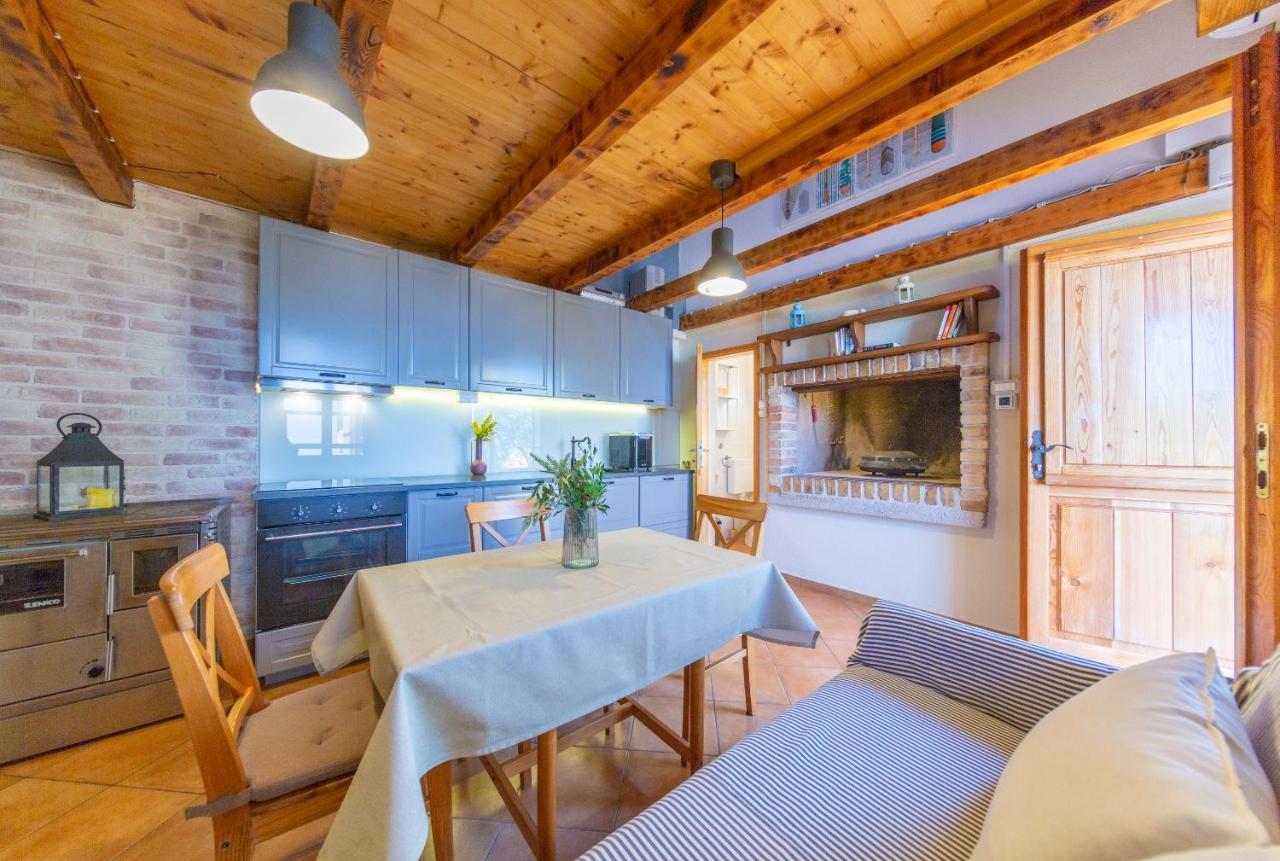 Adorable Cottage Okljucna ภายนอก รูปภาพ