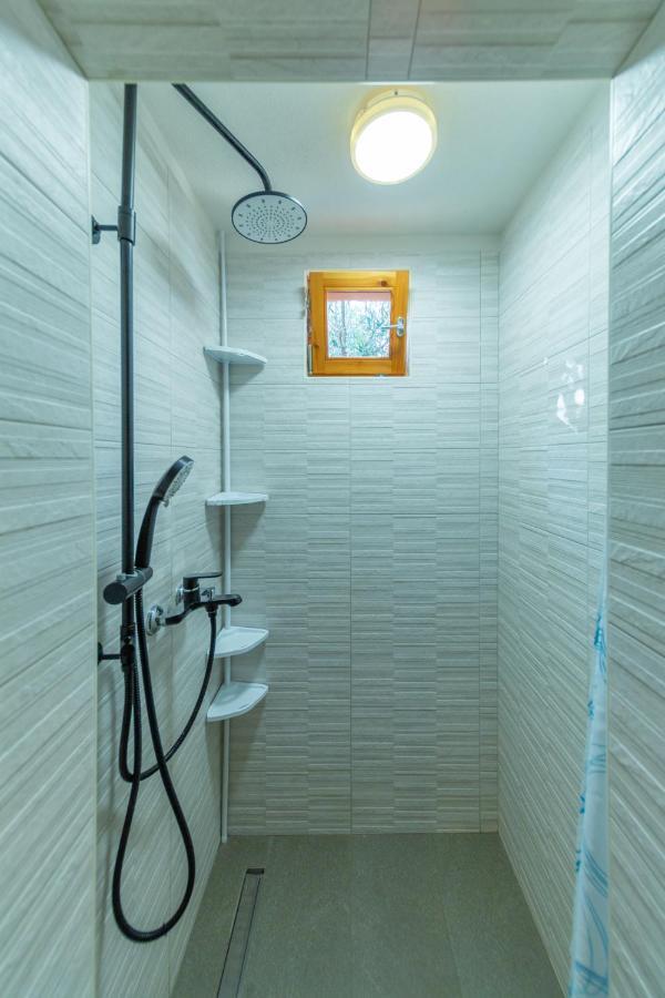 Adorable Cottage Okljucna ภายนอก รูปภาพ